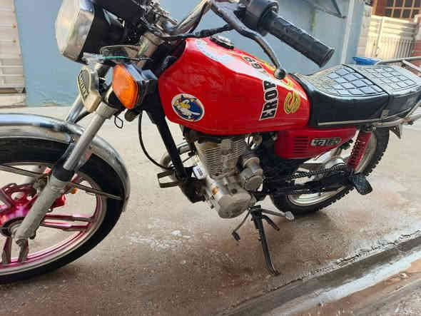 سلام عليكم سيفان موديل ٢٣ للبيع الدراجة خير من الله مرتبة مابيه اي نقص غير بس جوزة السلف وهي شغالة حتى لو متبدل الجوزة الدراجة كهربائيات ومكينة مابيه اي نقص السعر ٦٠٠ وبيه مجال. حك الجية
رقمي:***********
