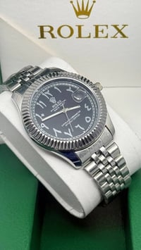 ساعات جديدة • رولكس • قرية شكرآ