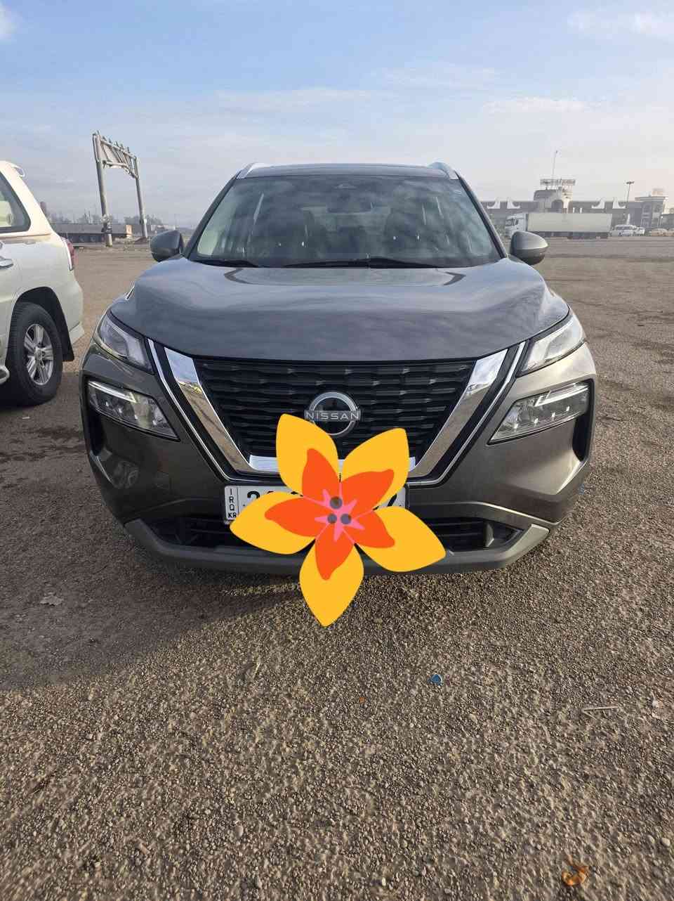 السلام عليكم سيارة نيسان روك استيشن ٢٠٢٣ فول واحد على واحد سيارة بدون حادث ماشية ٢١ ميل محرك ١٥٠٠ توربو للإستفسار ***********
