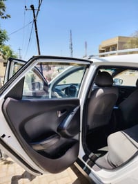للبيع توسان موديل 2014 مكفوله كير ومحرك وتبريد خير من الله محرك 2000 د...