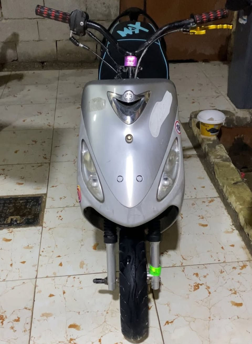 سلام عليكم دراجه نضيفه ما بدل بي شي بس ولفات تفصيخ بلادي بوشه 49 شلعه معدل كله كامله كهربيات كامله كفرات موجوده كله بكاني بصره شط العرب الجباسي وسعر 450 وبيه مجال ***********
