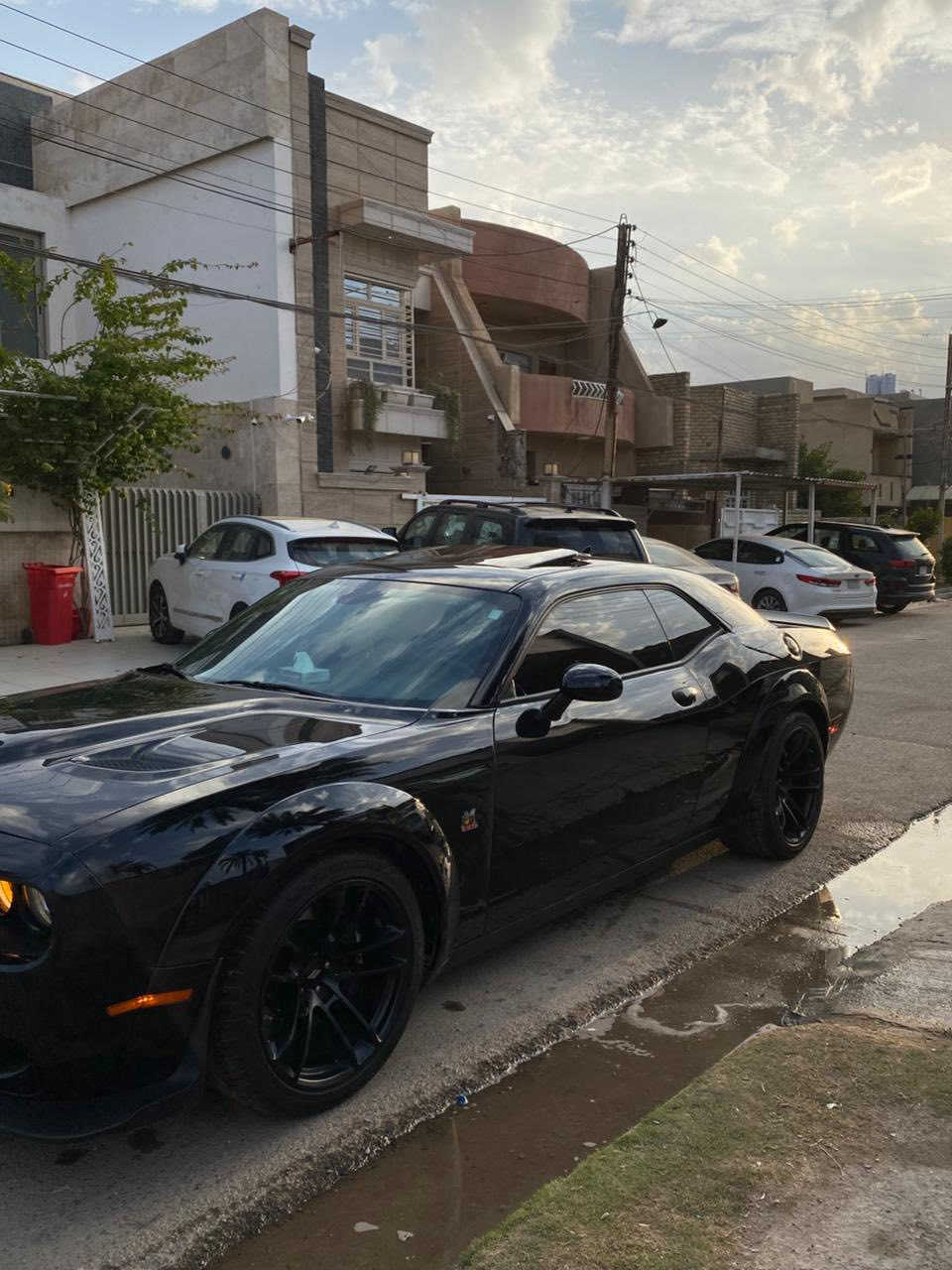 دودج جالنجـر ( سكات وايـد بـدي أصل ) SRT
الموديل: [ 2023 ]
المحرك: [ V8 / 6.4 ] 
الگير: [ أوتوماتيك ]
الممشى: [ 27ميل ]
الون : [ اسود  ] 
 [ حادثهـا السيارة بارد + دعاميه  الاماميه مصلحه وراجعه]

[ الـــــمـــواصــفـــــات ] 1/1

- فتحة سقف
- رادار أمامي 
- تشغيل عن بعد + بصمة تشغيل 
- شاشة كبيرة 
- كاميرا + كار بلي 
- سستم سماعات ( هـارمن كاردن ) 
- مقاعد جلد + الكنتارا 
- مقاعد كهربائية 
- مقاعد تدفئة + تبريد 
- مقاعد خزن ميموري 
- حساسات خلفية 
- فجـوج بـريمبو 6 بستم أمامي وخلفي 4 بستم 
- ستيرن تدفئة 
- ستيرن كهربائي 

السياره دخول جديد منفيس باسمي

الموقع:  بغداد 

للتواصل (***********
