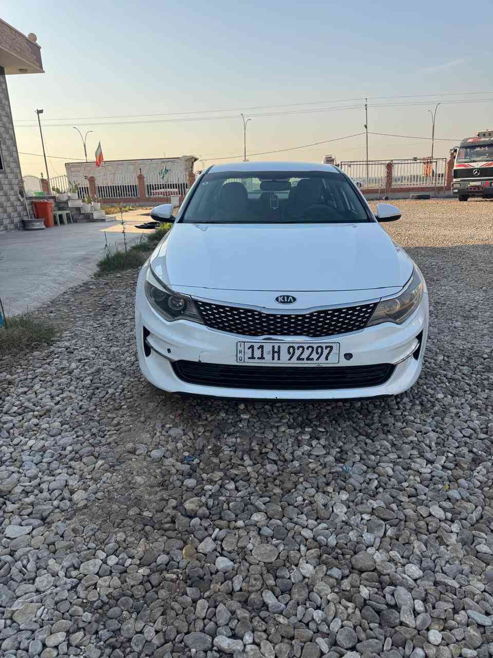 سلام عليكم
أوبتما لبيع 2017 وارد أمريكي حادثه جاملغ الخلفي وباب الأيسر فول مواصفات عده الفتحه السياره كلش حلوه مكينه 2400 ماشيه 70 الف رقم جديد وسنويه جديه مكان السياره واسط النعمانيه 
***********//***********
