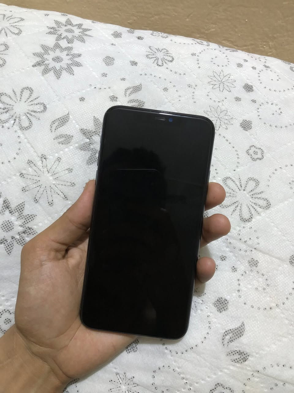 ايفون 11 بروماكس
نموذج za دبل خط
ذاكره64
بطاريه 100 
شاشه تفصيخ فيس ايدي شغال
سعر 240 بي مجال
موصل ايسر


**إذا كنت صاحب هذا الإعلان وتريد حذفه لأي سبب، رجاءا أرسل رسالة إلى الدعم الفني**