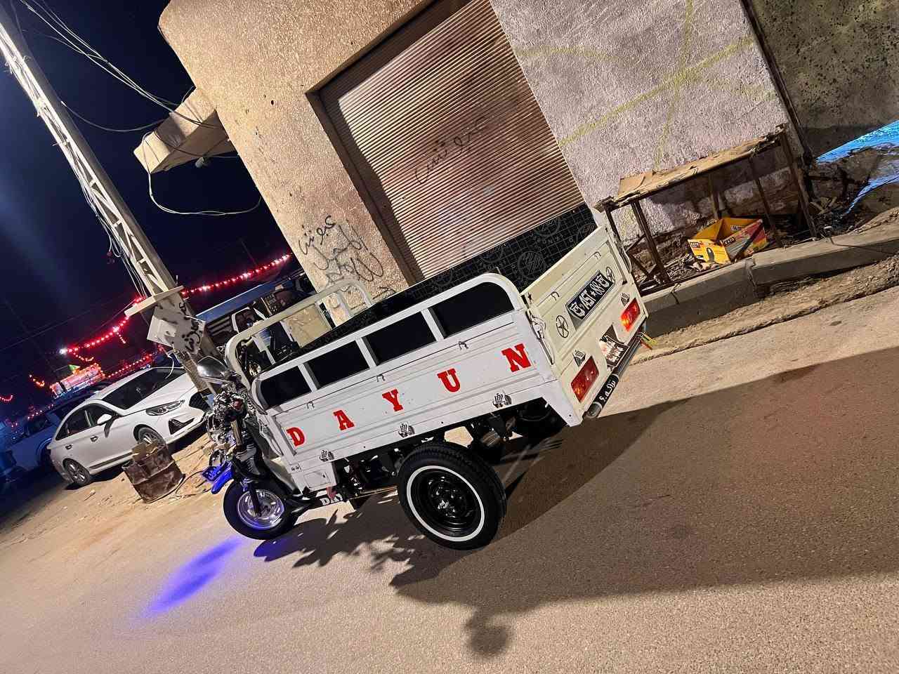 السلام عليكم شباب ستوته للبيع موديل 2019 اوراق اصولي شاصي كفاله توني عمرتها صارلها 5تيام برغي قديم ماكو بيها شوفت عينك 
مكينه مال جمره برغي مامفتوح بس كلجات بدي مامصبوغ على وضع شركه بس مكحل تكحيل مكان قضاء الفجر
وشراي بي خير ويتدلل هاذ رقمي***********
خاص مامتواجد شراي تصل

