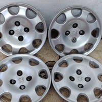 للبيع كبات بيجو بارص جدد السعر 35 وبيهن مجال الرقم 07860584261