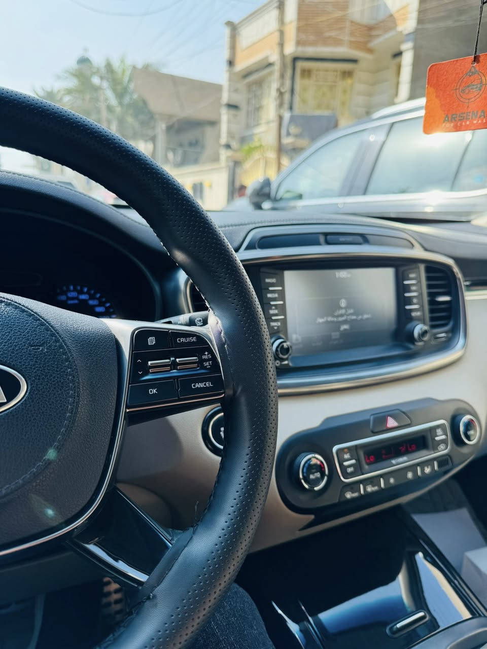 السلام عليكم كيا سورنتو 2020
خليجي كفاله عامه كير محرك ع وضع الشركه 
ماشيه 51 الف رقم أربيل بأسمي
فول عدا البانوراما
6 سلندر 7 راكب بصمه
 داخل جلد كشنات 2 كهرباء
شاشه نفكيشن بردات ابواب
باب خلفي كهرباء ويل كروم
تخم تاير جديد لايت زنون اصلي
بغداد الرصافه زيونه ***********
