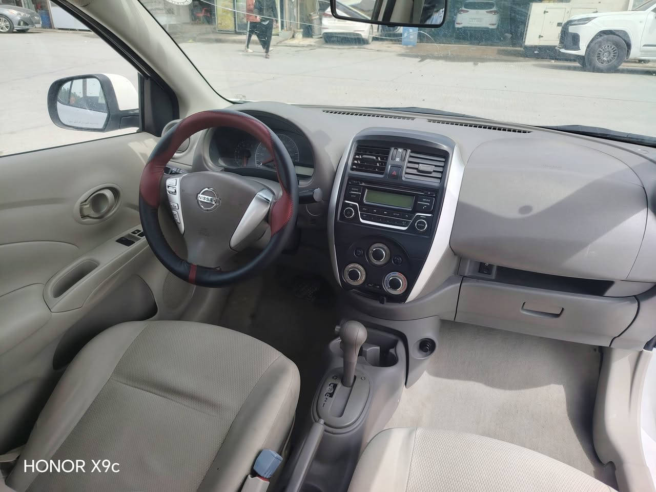 نسيان صني هندي بليته الزركه مديل 2022 كفاله عامه بيها بارد شبر بالجاملغ الخلفي اربيل بسم شركه وكاله تحويل مضمون مكاني نجف سعرها 100 وبيها مجال بسيط للشراي للاستفسار اتصل ***********
