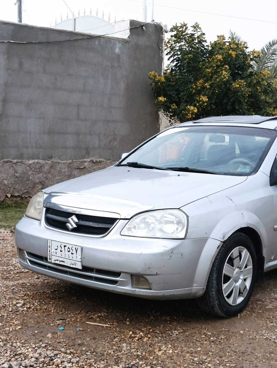 سلام عليكم فورنزه موديل 2008 محرك كير صدر تبريد تتفه السياره حيل نضيفه رقم انبار  مكان السياره الرمادي السعر 63وبيه ***********
