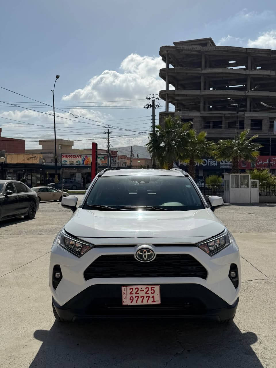 تويوتا راڤ ٤ 

موديل:٢٠٢٤✅

وراد خليجي🔥

بنزين+هايبرد ♻️ 

مواسفات LE AWD 🫡

٤ قطعه صبغ بدون دواخل ايرباك ستيرن سيستم 
سقف تعديل بارد شوي 
رقم شاصي ما يطلع سياره وارد خليجي 

سعر ١٧٨$ 

رقم تلفون:*********** korek whatsapp✅
مكان زاخو دهوك زاخو, دهوك
