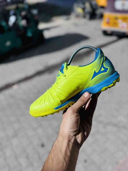 حذاء باله نضافه 100/100 

تجهيزات العميد الرياضيه 🔥🔥

اقوة عرض موجود 🔥🔥

سعر القطعه 35 الف وتوصيل مجاني ✅

قياس 40 

توصيل متوفر جميع محافضات العراق 🌘

***********
