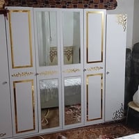 نضيفه • ٥ قطع • بها مجال