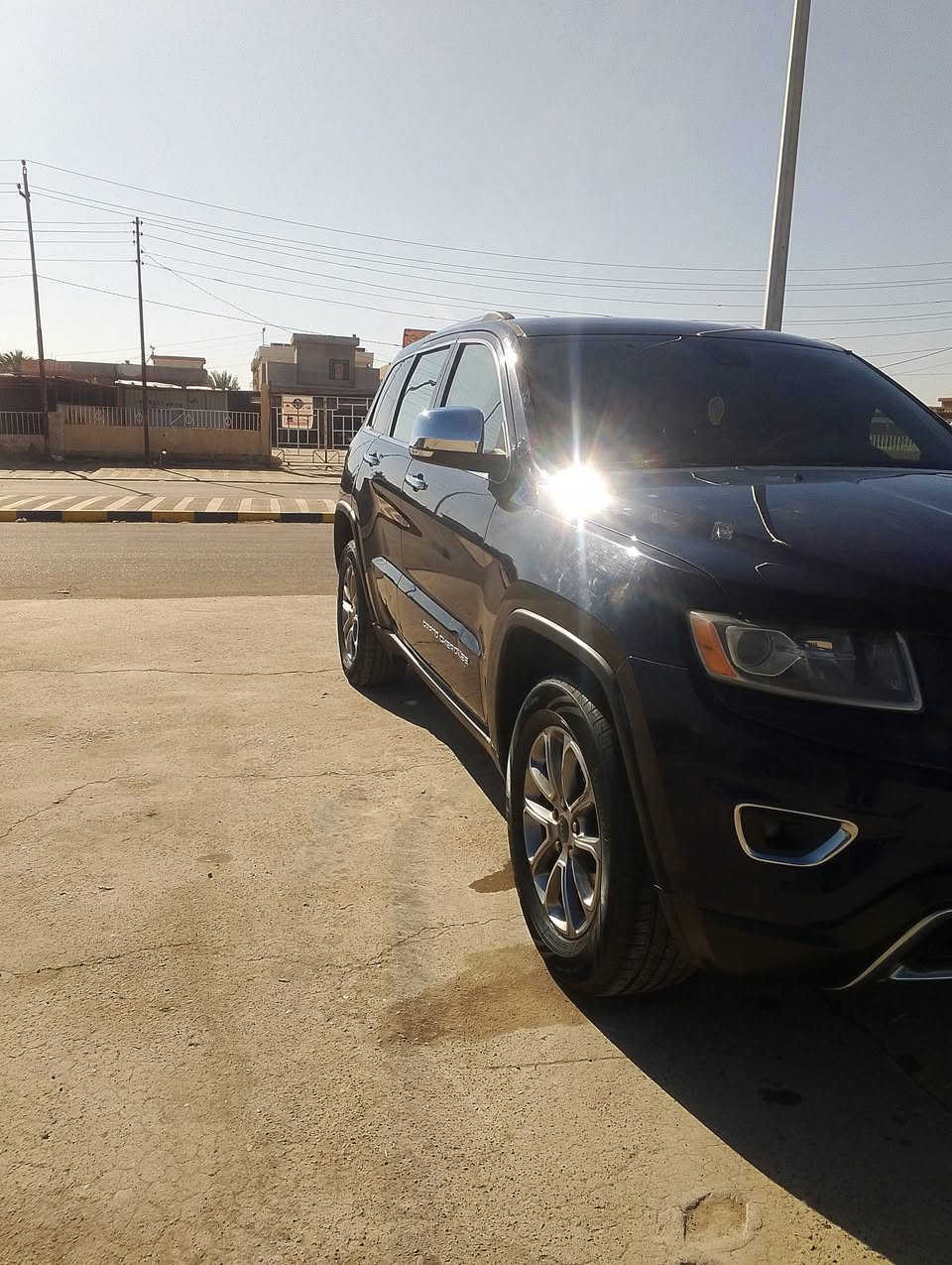 سلام وعليكم جيب شيروكي موديل 17ادوات كص فول موصفات كشنات جلد لايت زنون كير طياره كير ومحرك شرط صدر جديد تخم تاير جديد تبريد ثلج تدفئة نار كهربائيات كلها شغاله سياره جديده بمعنه لكلمه سعر 88ورقه مكاني بيجي ***********
