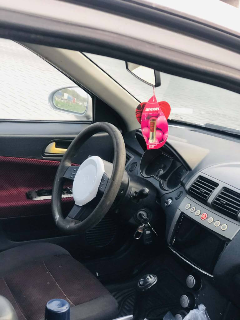 پرۆتۆن مۆدیل2011ڕەقەم ئەڵمانی سەنەوی خوار لەگەڵایە سەیارەکە بینوقسانیە گیڕو مەکینەی بەشەرت کارە بایاتی بەشەرت تایەو ویلی تازەی لەژیرە گۆڕینوەیش ئەکەم لەسەر دڵ گرتن ژ.م *********** كالار, السليمانية
