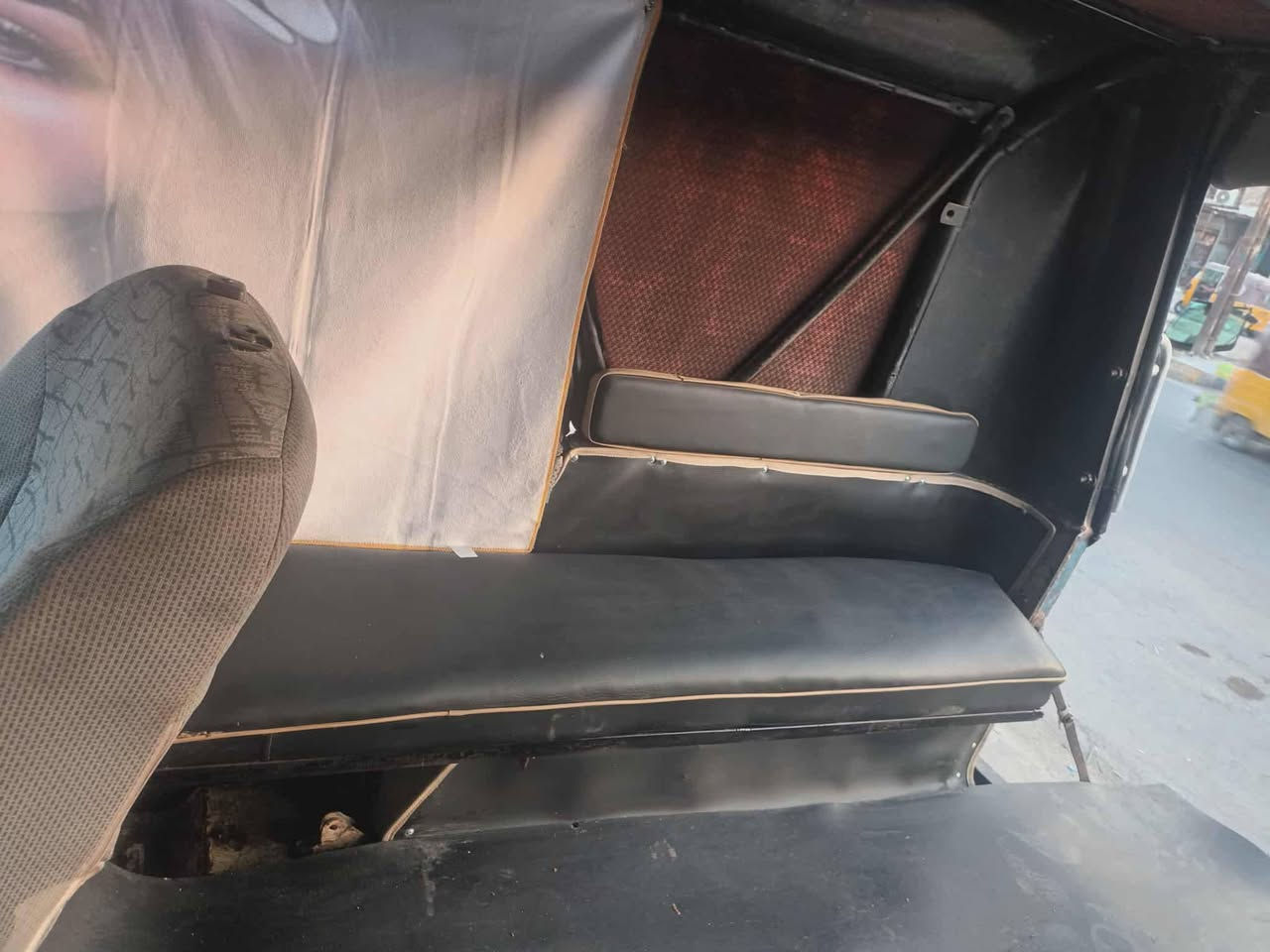 سلام عليكم واز 88مكينة ونجي كير اوتوشاصي دنكيرلاتنقيص ولاتبخير سيارة جاهزة بغداد مدينة الصدر سعر {3800}***********
