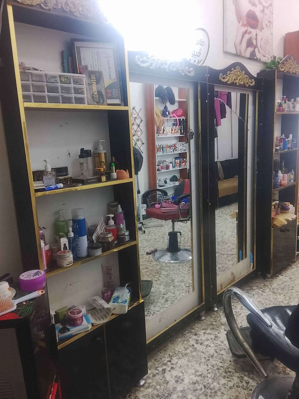 اثاث صالون الكراسي عدد ٢الواحد ٧٥  الف ومرايات ٢مع فاترينات ثنين طقم كامل سعرهم ٢٥٠ولديوان تخم كامل ٢٠٠ كربلاء, العراق


**إذا كنت صاحب هذا الإعلان وتريد حذفه لأي سبب، رجاءا أرسل رسالة إلى الدعم الفني**