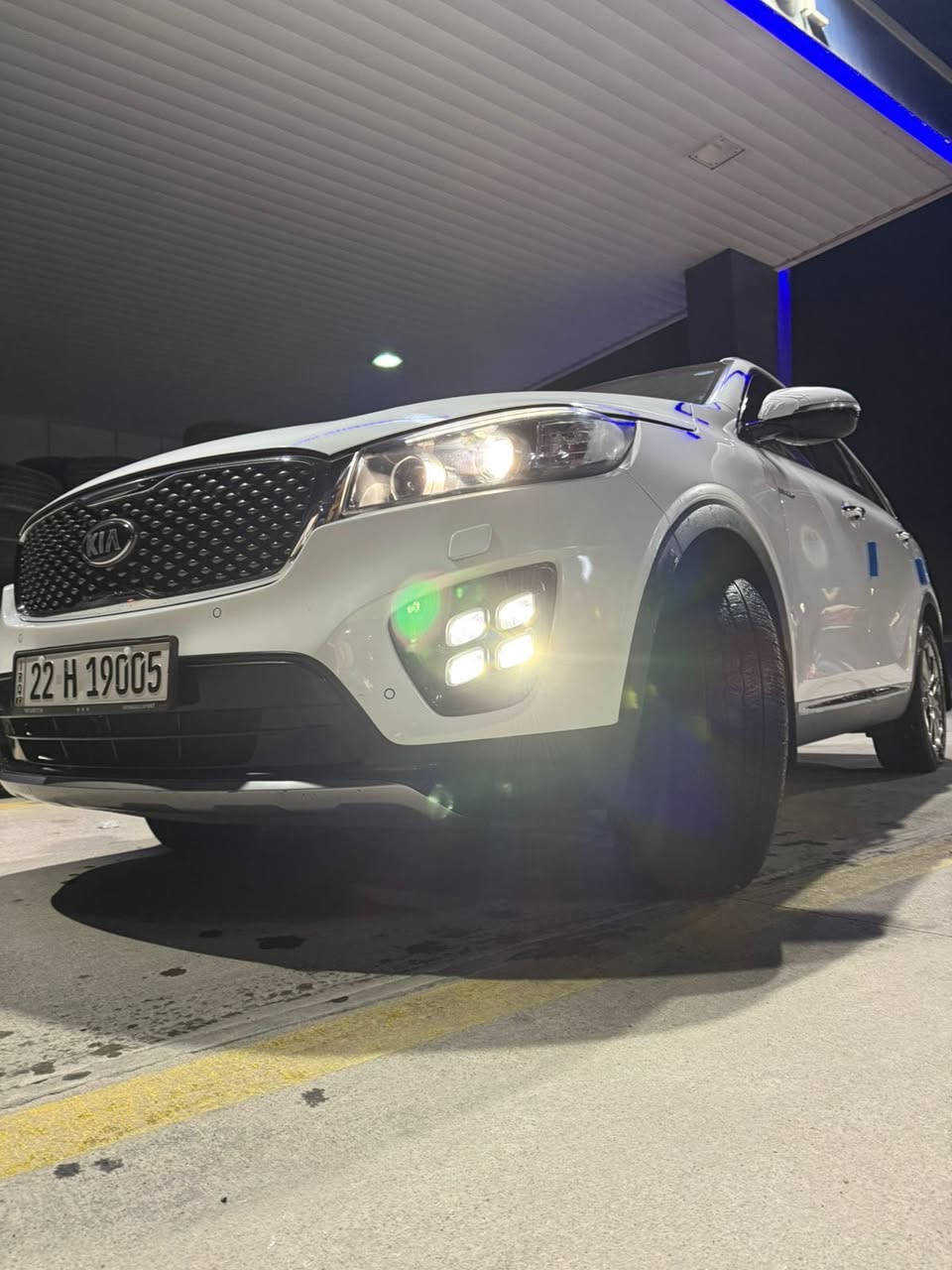 سورنتو خليجية كفالة عامة بأسمي رقم اربيل وسونار مرفق بالمنشور 
2018 مكينة 6 سلندر 7 راكب 
فول بانوراما بصمات جنطة كهرباء تحكم فور ويل بردات كراسي كهرباء 
رقم الهاتف ***********        السعر  242 ورقه
