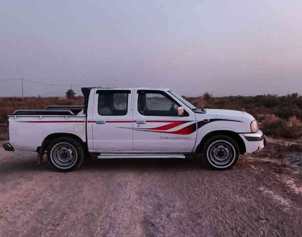 السلام عليكم بيكم نيسان شبوط 2007 ياباني أصل مكينه  وگير  اكسن كفاله   لا تنقيص ولا تبخير  بسمي سنويه مجدده 2029 رقم دولي تحويل ثاني يوم سياره أحله من صوره دواخل ماروني  تخم تاير  سدر   جديد  سياره بيهء چاملق بدل   مكان شطره  مكلف بنشر ***********تصال عله صاحب سياره *********** السفسار عله رقم
