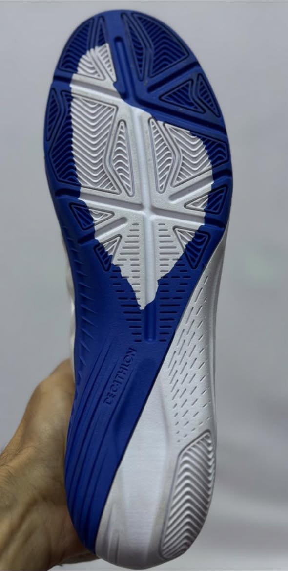 حذاء صالات اورجينال نضافة 100‎%‎

قياس : 43
طول القدم : 27.5

Made in Bangladesh
———————————————-

يوجد توصيل 🚚 ( بغداد - محافظات العراق )

☎️رقم الهاتف : ***********

للحجز - دايركت
