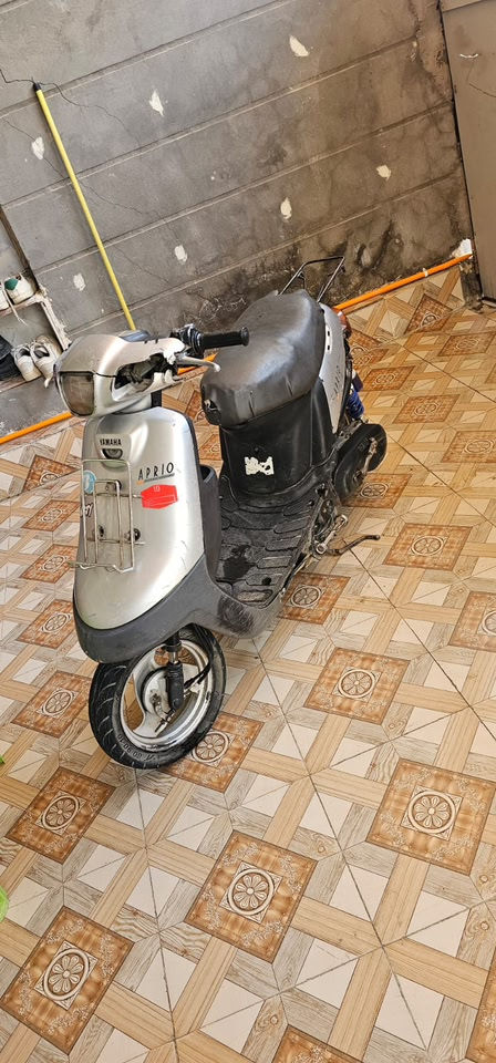 سلام عليكم دراجه بطه نضيفه بلاديه السعر 200 الف وبيها مجال الشراي يتصل ‭0771 862 4374‬
