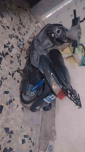 السلام عليكم ورحمه الله سكنس فحل وارد ياباني دراجه جديده بمعنه الكلمه خرسه محرك ممفتوح. تايرات جدد
مكاني بغداد.  السعر 850 قفل قفل. شراي يتصل ***********
