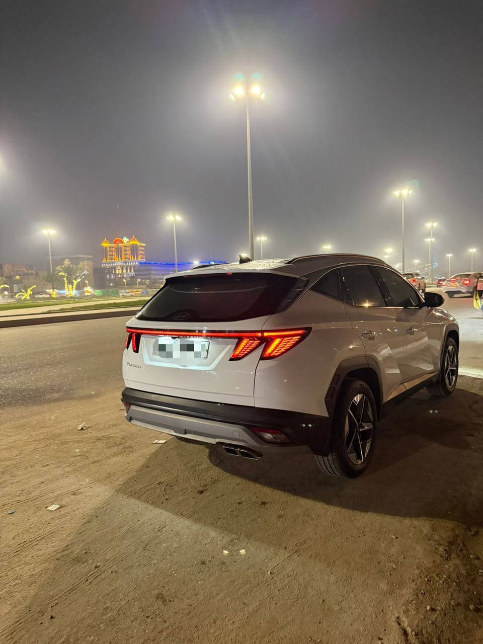 توسان 25 كفالة عامة جديدة كلش ماشية 14
رقم أربيل وكالة تحويل بنفس اليوم
المواصفات
حساس امامي خلفي
كامرة 360
سايد بريك بصمة
توقف ذاتي
نزول ذاتي بالمنحدر 
توقف ذاتي في حال فتح باب السائق دون قصد
(شاشة نصف الدشبول متقيرة ليلي ونهاري)
3 اشكال  لوحة العدادات تتحكم بيهم من خلال لاستيرن
4 وضعيات قيادةً .سبورت٠نورمل٠مي درايف. ايكو
كشنات كهربائيات
كار بلاي
أندرويد
تحكمات ستيرن 
مثبت سرعة وزيادة السرعة نفس الزر
قياس اطارات عالي الدقة 
وهواي مواصفات لا يسعني ذكرهم 
الاسبير منازل كلش من السياره  كلش جديدة ومعتنين بيهة
السعر جدا مناسب 228 وبية مجال قليل للشراي
***********
العنوان البصرة
