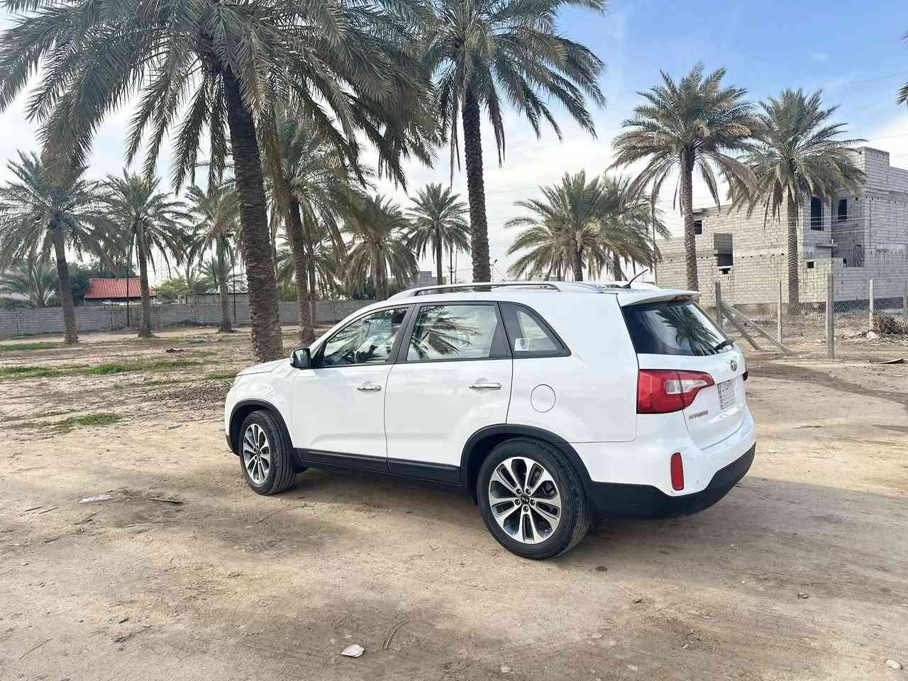 سيارة سورنتو 2014 
مكينة 4 سلندر
رقم بغداد 
بانوراما 
للأستفسار الاتصال 
***********
