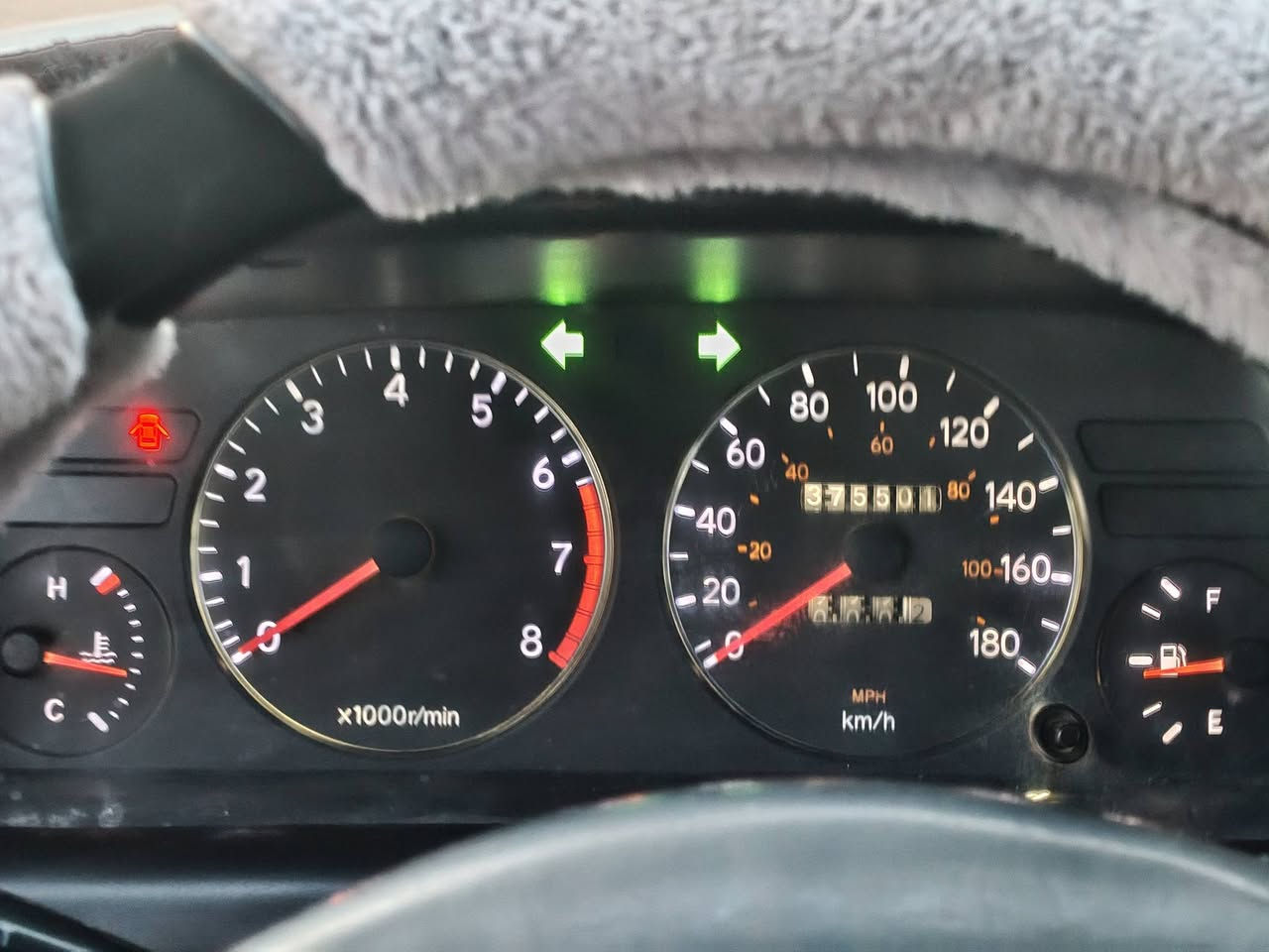 السلام عليكم
كورلا موديل 95 رقم نينوى انكليزي شرط التحويل بدون صبغ كير ومحرك شرط طخم تاير جديد صدر جديد تدفئه تبريد كربائيات كلها شغاله الاستفسار الاتصال على الرقم ***********
السعر 55وبيها مجال
