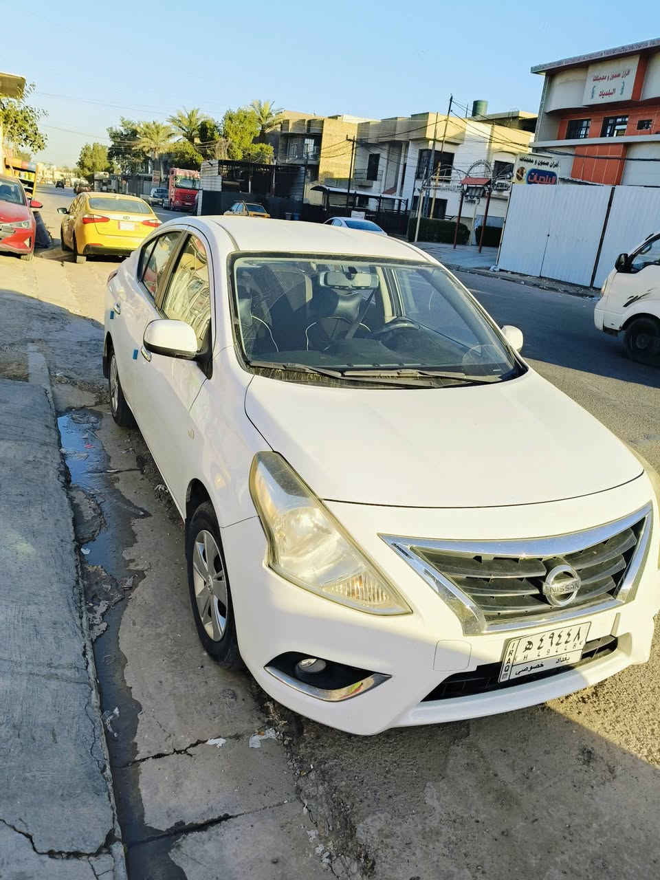 السلام عليكم:_
نيسان صني هندي بليته زركه موديل 2019 سياره لاصبغ ولاتبديل فقط بارد يم باب السايق وبارد ثاني صغير ممبين
كير محرك نظيفات و مكفولات ماشيه 68 الف كم
صدر كل جديد قبل شهر مبدله
 السياره مناقصها شي نهائيآ وتفويلتها كله محسن ودهن اصلي
السعر 107 وبيها مجال بسيط 
بغداد/البلديات
***********
