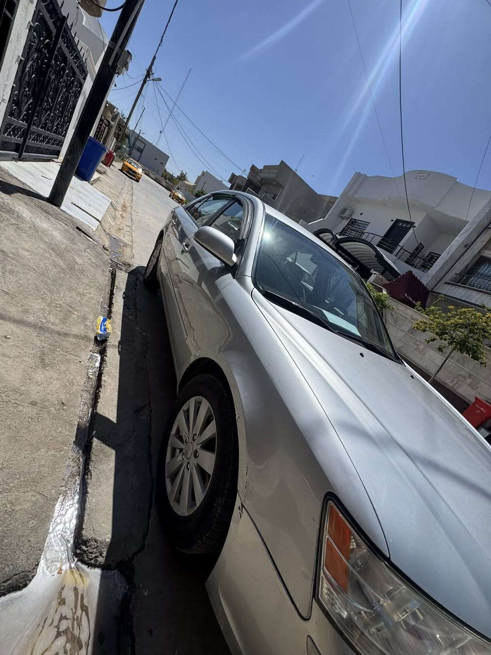 السلام عليكم
سوناتا للبيع 
2009 كندي  سلفر 
كير و مكينه 2400شرط
ضررها بس بونيد بدون دواخل 
وبيها ملاحظات بسيطة
رقم السليمانية سنوية لحد 2027 
مكاني كركوك 
سعرها 120 بيها مجال
***********
