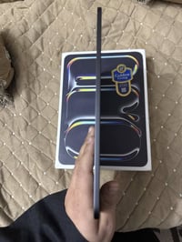 اخوان عندي M5 مستخدم شهر نضافه الجهاز ١٠٠/١٠٠ بطارية ٩٩/١٠٠ يعر ‏ذاكرت...