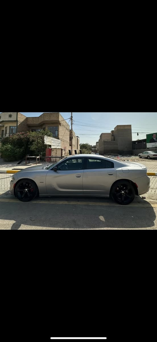 السلام عليكم
لبيع سياره جارجر 
    RT V8
5700
موديل 2016
صدرها نضيف بنسبه 50‎%‎
ومواصفات ال RT معروفه 
فول نقص الفتحه 
عدد المسافه 83 mi
سياره مرتبه وحلوه ومناقصها شي 
نصبتها حلو وسياره شوفه العين
وصور الحادث مرفقه ب منشور
السعر 165$ وبي مجال
الرقم ***********
