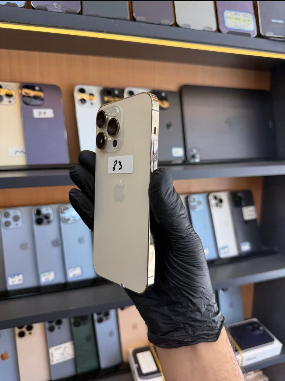 ايفون 14 برو ماكس
ذاكره 512GB نص تيرا 

دون ملحقات 

اللون ذهبـي 

نموذج M شرق اوسط نسخة الجزائر ZD/A 🇩🇿 

بطاريه قبل كم يوم صارت 82 

الجهاز نضافه 100 بالميه 

بلادي شرط وين ميعجبك تفحص

السعرر 940 الف دينار عراقي منهي دون عمله 

العنوان الانبار قضاء الخالديه 
*********** يوسف
