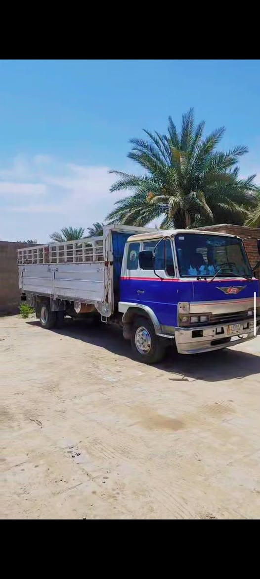 هينو منغولي للبيع موديل 93 مكينه70 عادي دهن  لاتنقيص ولاتبخير شرط ماتصبغ الدهن طول سته اله ربع شاصي مكفول كير واكسن ومكينه وشاصي كفاله  بيهه اكسن مال شيطان سياره تخم تاير كبل عمل ماعايزه برغي  سعرهه 85 مكان نجف ***********
