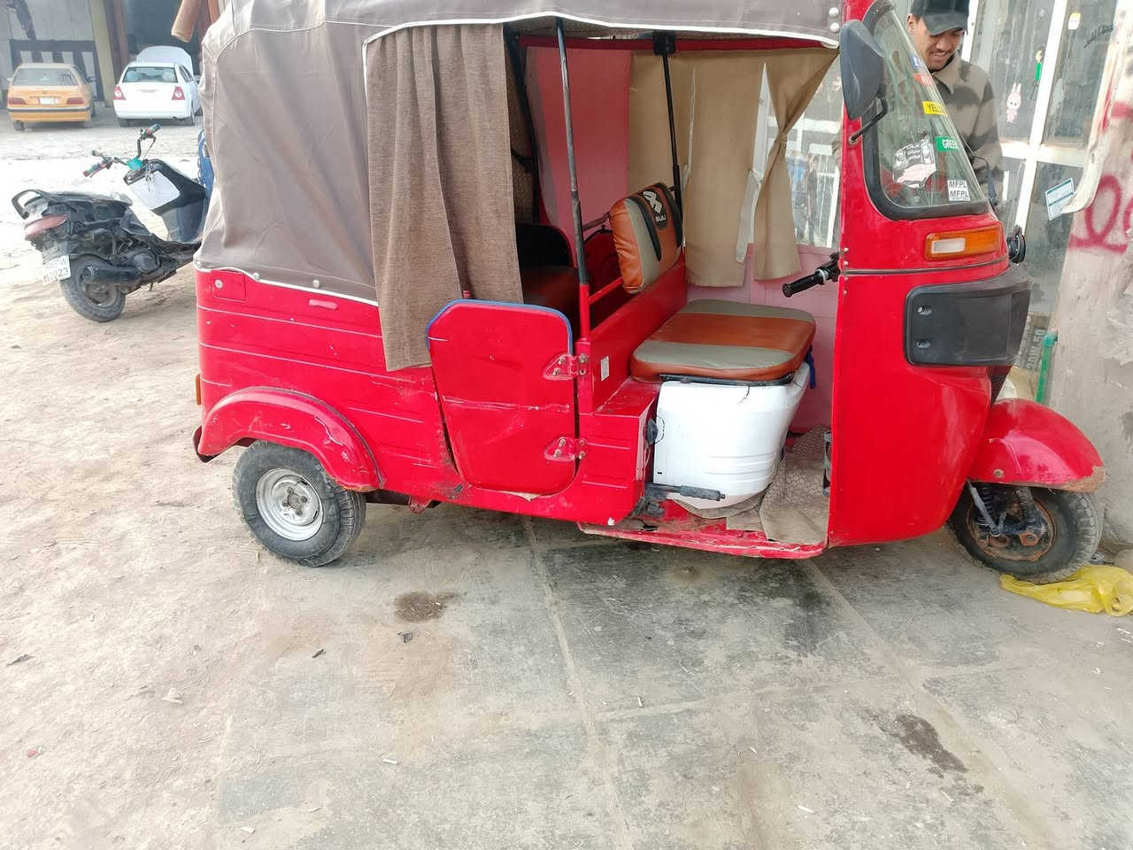 تكتك موديل 17 شهر 9 مكينته 20 اوراق اصولي لترقيم مكاني ديوانيه سومر السعر 2900 وبيه مجال ***********
