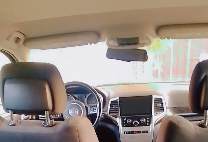 السلام عليكم . جيب 2011 رقم سليمانية انكليزي . السيارة بيها منظومة غاز . محرك 3600 فور ويل 4×4 . كلين بدون حادث  مكفولة دواخل وخارج  ويل كب 20 SRT اسود . مكاني بغداد عارضها ب145 السيارة جديدة باسمي للتواصل ***********
