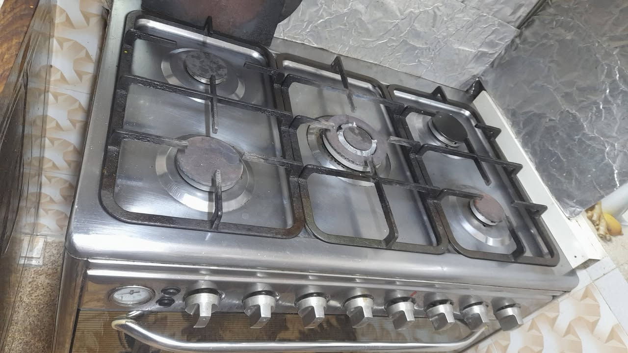 طباخ
شغال كامل السعر 65 
مكان موصل الجديده


**إذا كنت صاحب هذا الإعلان وتريد حذفه لأي سبب، رجاءا أرسل رسالة إلى الدعم الفني**