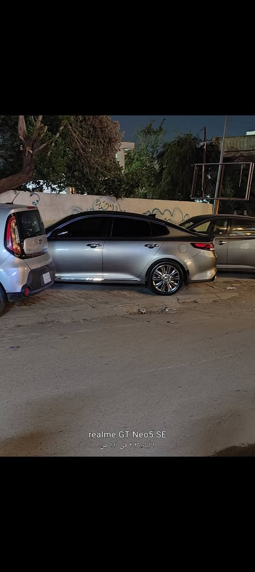 السلام عليكم 
للبيع او المراوس 
مسويلهه كتاب تضليل من المرور بالسنويه 
.حادث سطحي وبسيط جداً قطعه ونص موجود بلمنشور  
— كيا أوبتما 2017 SXL (فل أوبشن) 🔥
سيارة فخمة ورياضية بنفس الوقت، فئة SXL أعلى فئة بمحرك تيربو 
المواصفات:
• محرك 2.0 لتر تيربو بقوة 245 حصان
•كاميرا 360 درجه 
 + اناره مخفيه 
• فتحة سقف بانوراما
• مقاعد جلد فاخر (تبريد + تدفئة)
• تحكم كهربائي بالمقاعد + ذاكرة
• شاشة كبيرة + نظام ملاحة
• كاميرا خلفية + حساسات
• تشغيل بصمة (Smart Key)
• مثبت سرعة ذكي
• نظام صوتي فاخر
• أضواء LED
• جنوط أصلية قياس 18
•وارد امريكي 
🔹 الأمان:
• نظام فرملة طوارئ
• تحذير تصادم أمامي
• تحذير مغادرة المسار
• نظام ثبات إلكتروني
🔹 الحالة:
• السيارة نظيفة جداً
• استخدام شخصي

•الممشى (70) 
💰 السعر: (135) 
📍 الموقع: (بغداد)
📞 للتواصل: (***********) 

🚨 سيارة فل كامل + تيربو = أداء + راحة + فخامة

