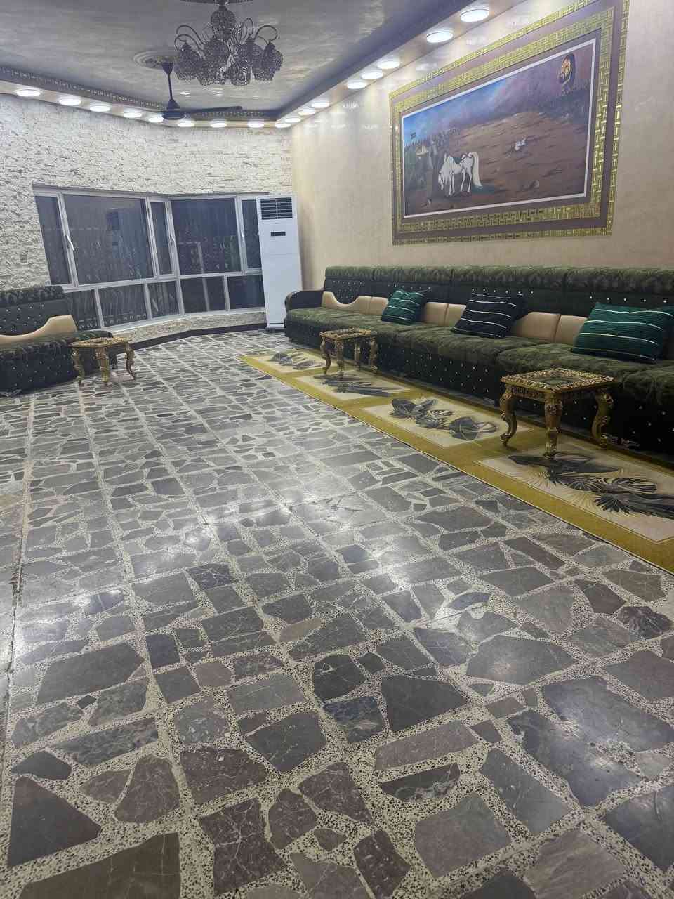 سلام عليكم ورحمة
دار للبيع بالحبيبيه تفاصيله بالصوره مكتوب
سعر ٤٥٠ نهائي.
***********
