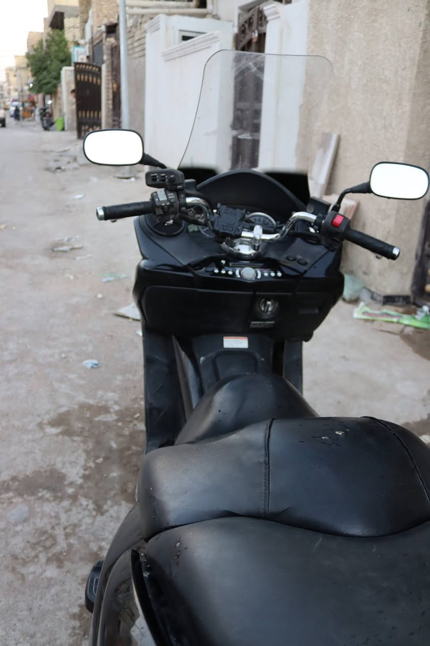 السلام عليكم 
فورزه 0 10 s7
كامل مواصفات 
7 كير 4 تحويلات
ام بي 3
صوت يعلى وينصه ويه البانزين
صالصنه رياضي بلاديه صنع اليابان وصوته حلو مو مزعج
شلعة ومعدل
محرك وكير وبلاديات 
جامة طويله
تايرات اصليه اني مشتريه

صديقي الدراجة نظيفه بس بيه شويه ملاحظات بالكفرات لان جانت طخ عندي مرات بالباب من ادخل الدراجة

الي يحب يتواصل وياي 
على الواتس اب ***********
مكان الدراجة بغداد الخطيب الزراعي
