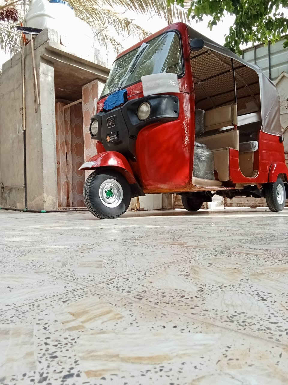 السلام عليكم تكتك للبيع موديل 18رقم وسنويه لوحات نكليزي تحويل ثاني يوم مباشر معمره ومصبوغه للجماليه 
مكاني ديالئ بعقوبه للستفسار تصل ‏‪0773 671 4199‬‏
 السعر 4700وبيها مجال للشراي فقط اخي شراي تصل مو شراي عبر المنشور ولا جنك شايفه هاذه سوك وكلشي تلكه بي
