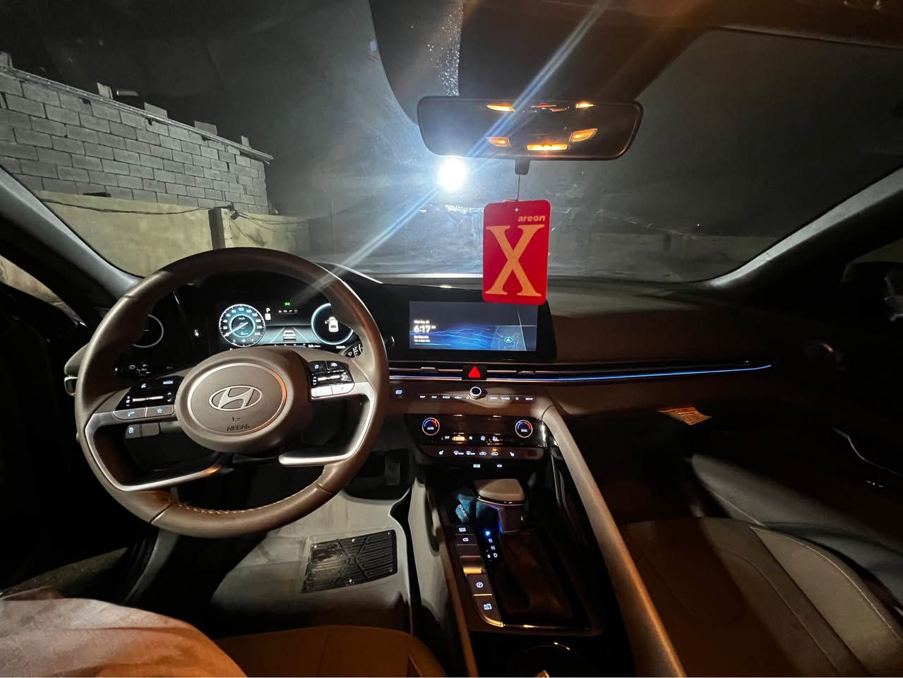 النترا موديل 25 وارد أمريكي حادثها جاملغ وباب جهه يمنه جاملغ مبدل اصلي نفس لون الباب نفسه مصلح على بارد بدون دواخل وايرباك سياره جديده بلكارتون شراي يتصل *********** السعر 177 بيها مجال البصرة, العراق
