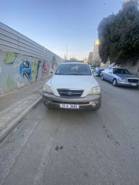 سورنتو 2006 وارد خليجي 4 سلندر كير عادي سعر 80 وبيها مجال 0770 660 417...