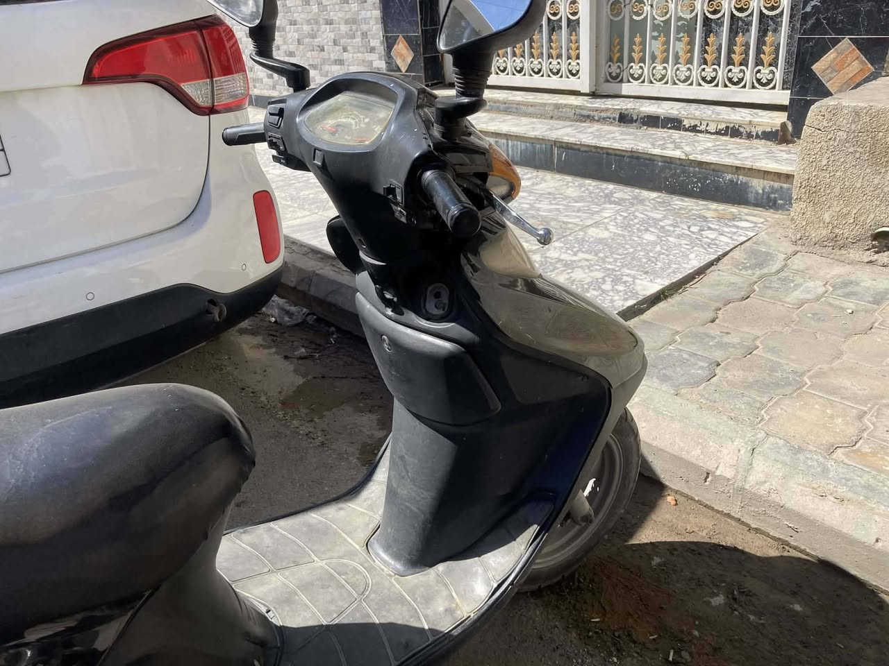 السلام عليكم سبيسي ماليزي للبيع مفتوحه مره وحده ناعمه خير من الله كله شغال كهرباياته شغاله رون كيلوو متر كله شغال سلف هندر نكره السعر 325 وبيه مجال شي قليل مكان كوت الاحرار الإتصال عله رقم ***********
