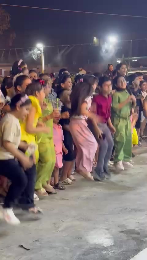 "عيد سعيد مع مثلجات!
[على بالي] يفتح أبوابه للموسم الجديد! وحلتهي الجديدة
خصومات وعروض على كل المرطبات!
تعالوا استريحوا واستمتعوا بحفلة  للاطفال والعاب مجانية!
العنوان: [حي القاهرةالاوالى قرب جسر البنوك]
 ]
ننتظركم!أن شاء الله 😊"


**إذا كنت صاحب هذا الإعلان وتريد حذفه لأي سبب، رجاءا أرسل رسالة إلى الدعم الفني**