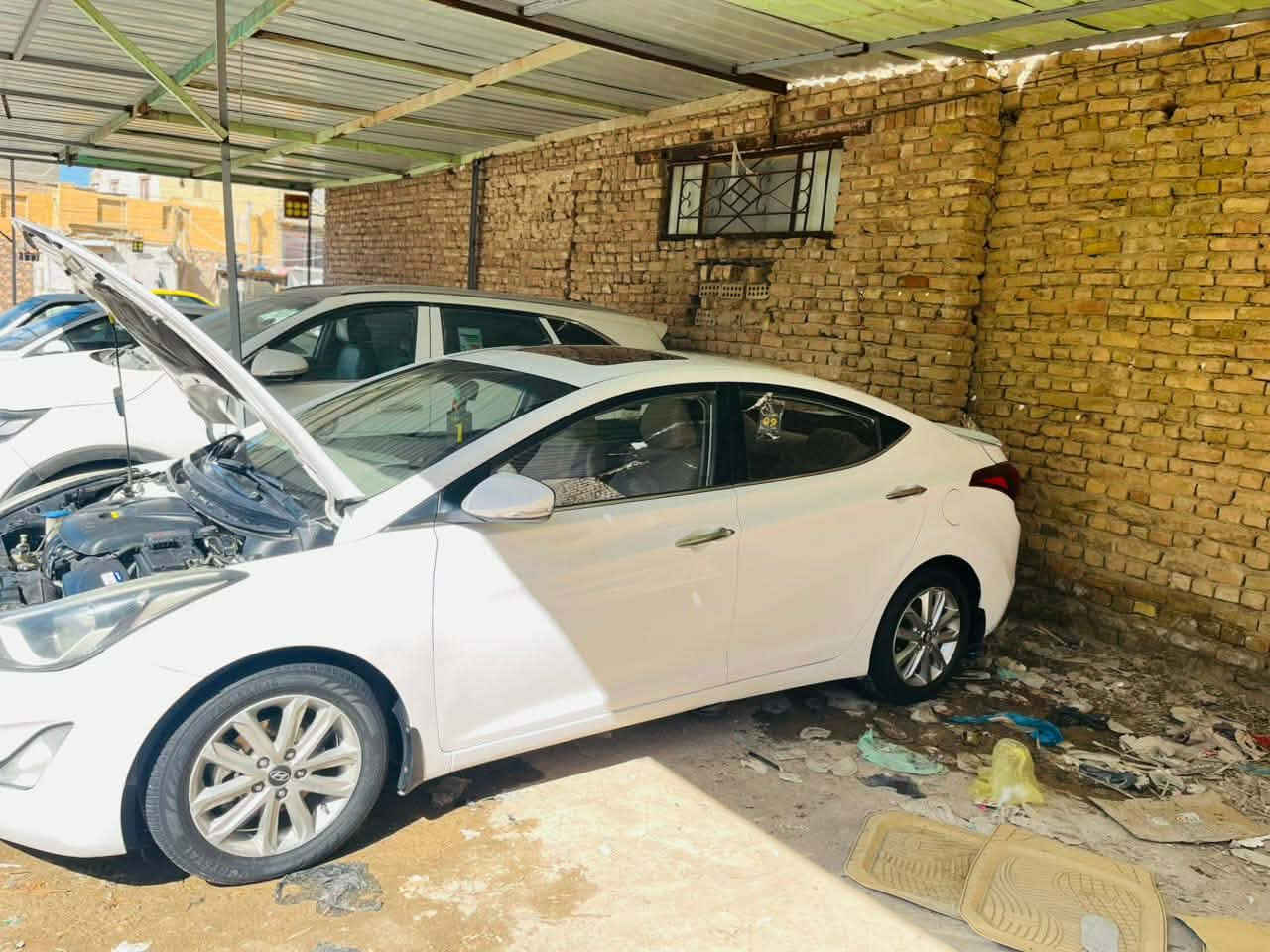 السلام عليكم انترا موديل 2015 خليجي كفاله عامه من الضربه والتبديل مكينه 1800 رقم بصره انكليزي بسمي مداور ثاني يوم السياره جاهزه من كلشي فول عدا البصمه مكاني ناصريه الشطره اخوان انه مكلف بنشر هذا الرقم وتصل *********** السعر 125 وبيه مجال
