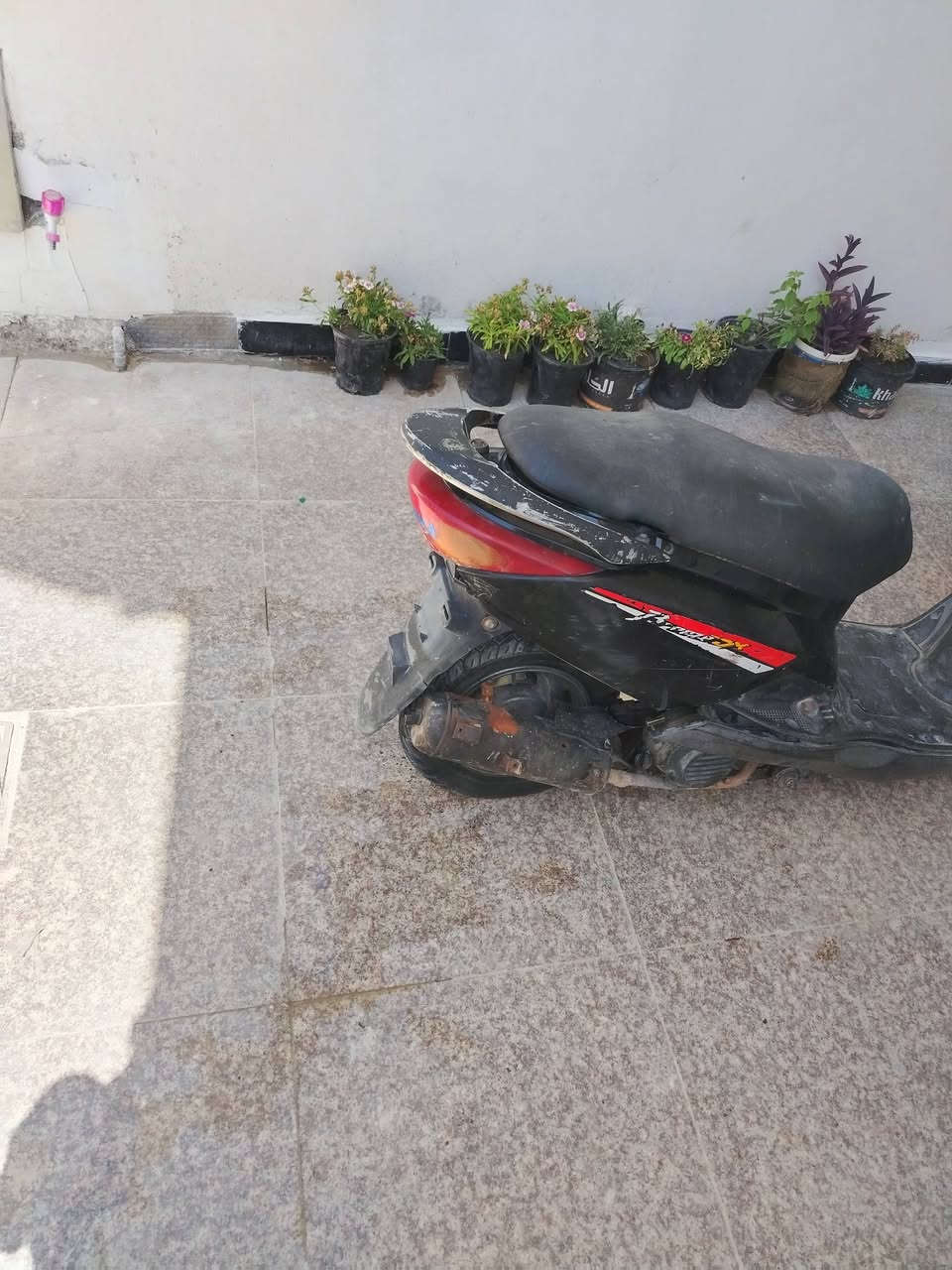 دراجه ابريز دراجه كامله نقص بس باتري هندر فقط يعني شد باتري  تشتغل مكان  بغداد غزاليه سعر ٢٥٠ وبيه مجال *********** واتساب

