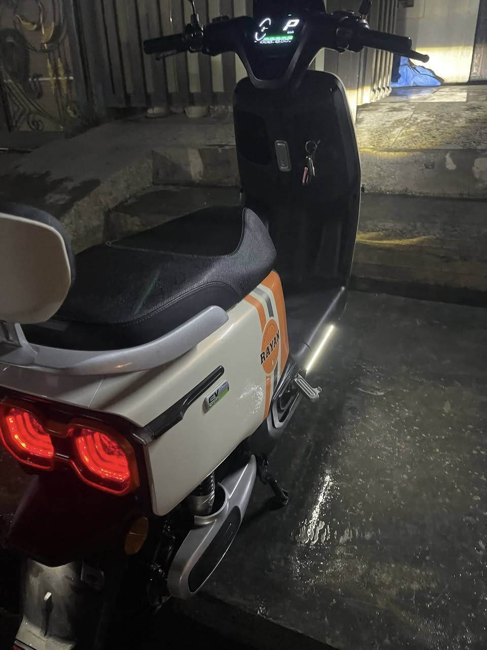 دراجه شحن ريان ام عيون للبيع 

دراجه 2025 

6 بطاريات 

ملف 1200 حقيقي 

فول الفول 

ولا شخط دراجه

الاستفسار *********** 

العنوان بغداد العامريه
