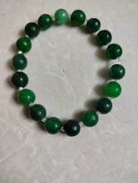 سوار زمرد • مجوهرات • اكسسوار شخصي