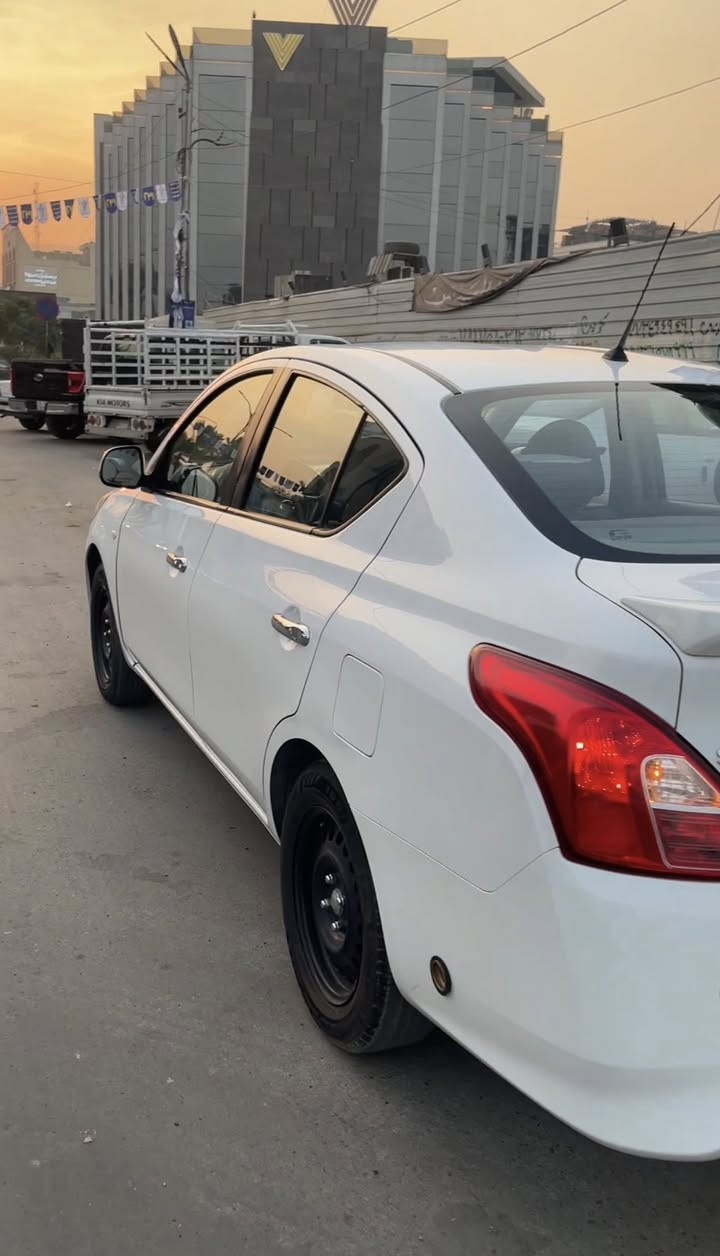 نيسان سني 2021 هندي مكفولة كفالة عامة بيها بس بارد ماشية 135 رقم اربيل بيها منضومة غاز LPG وبيها شاشة وكامرة خلفية سيارة نضيفة على أيدي مداريها والله سعرها 110 وبيها مجال بسيط وترهم مراوس مكاني بغداد ***********
